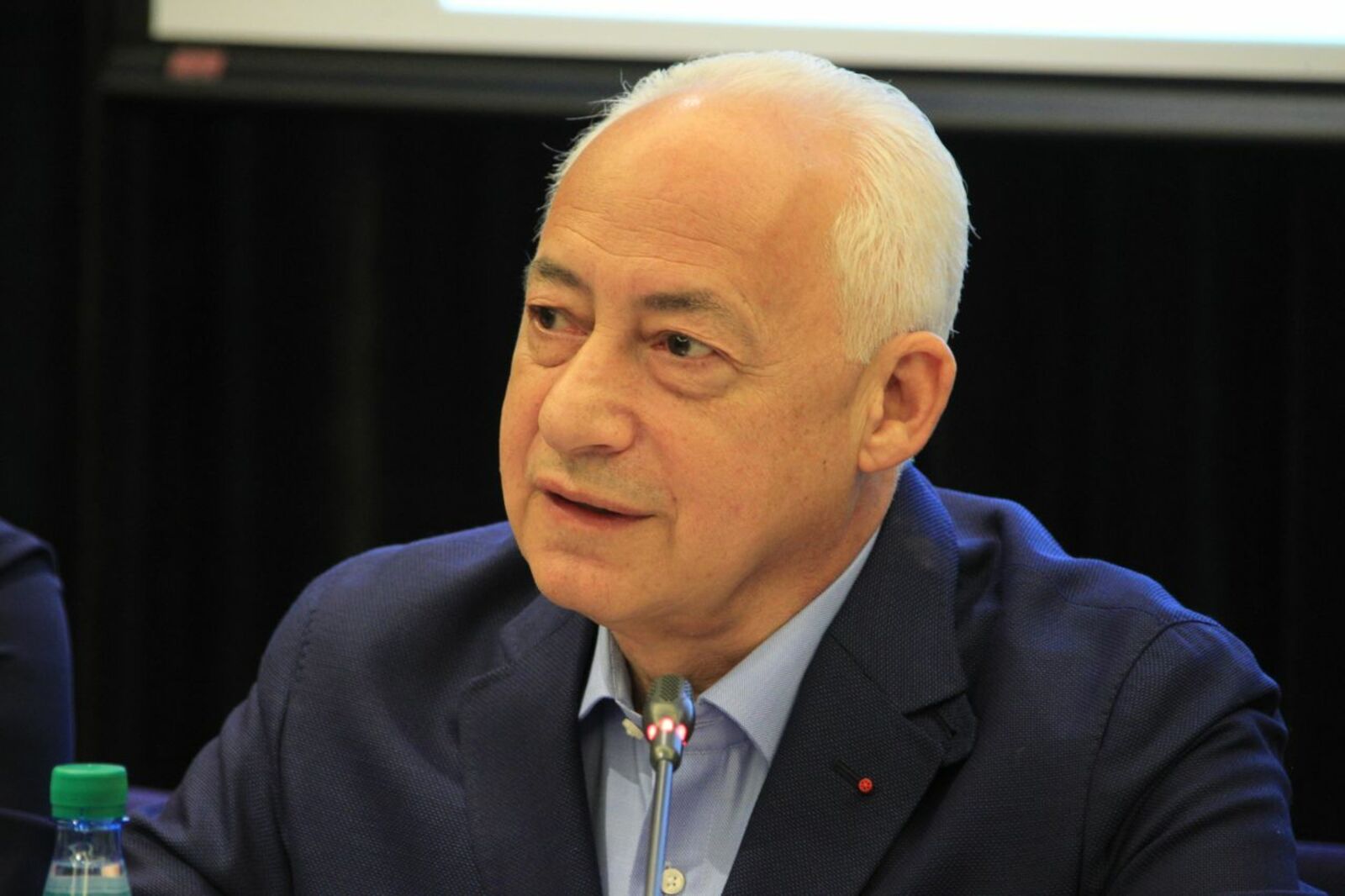 Олег Яровиков