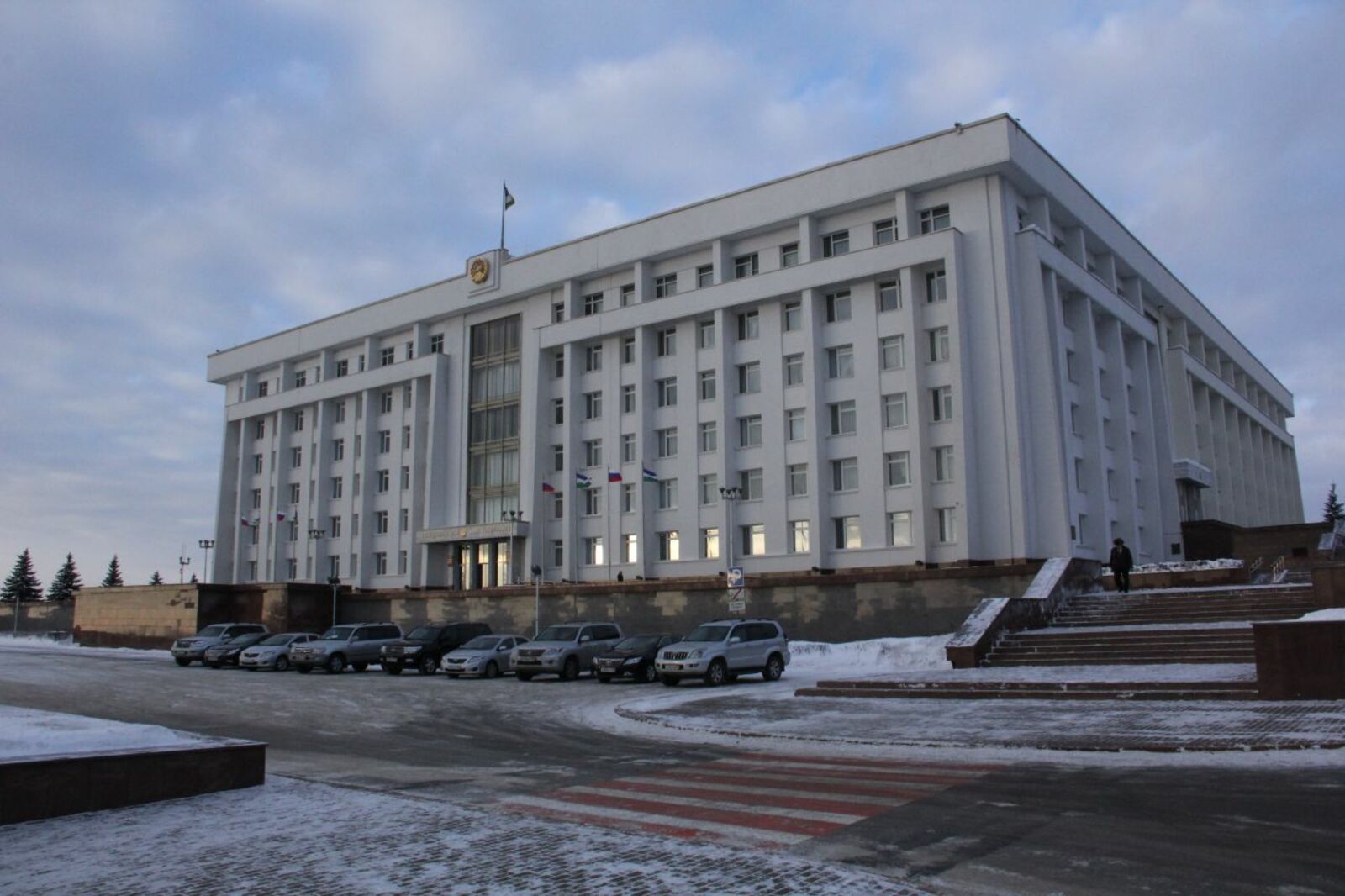 Олег Яровиков
