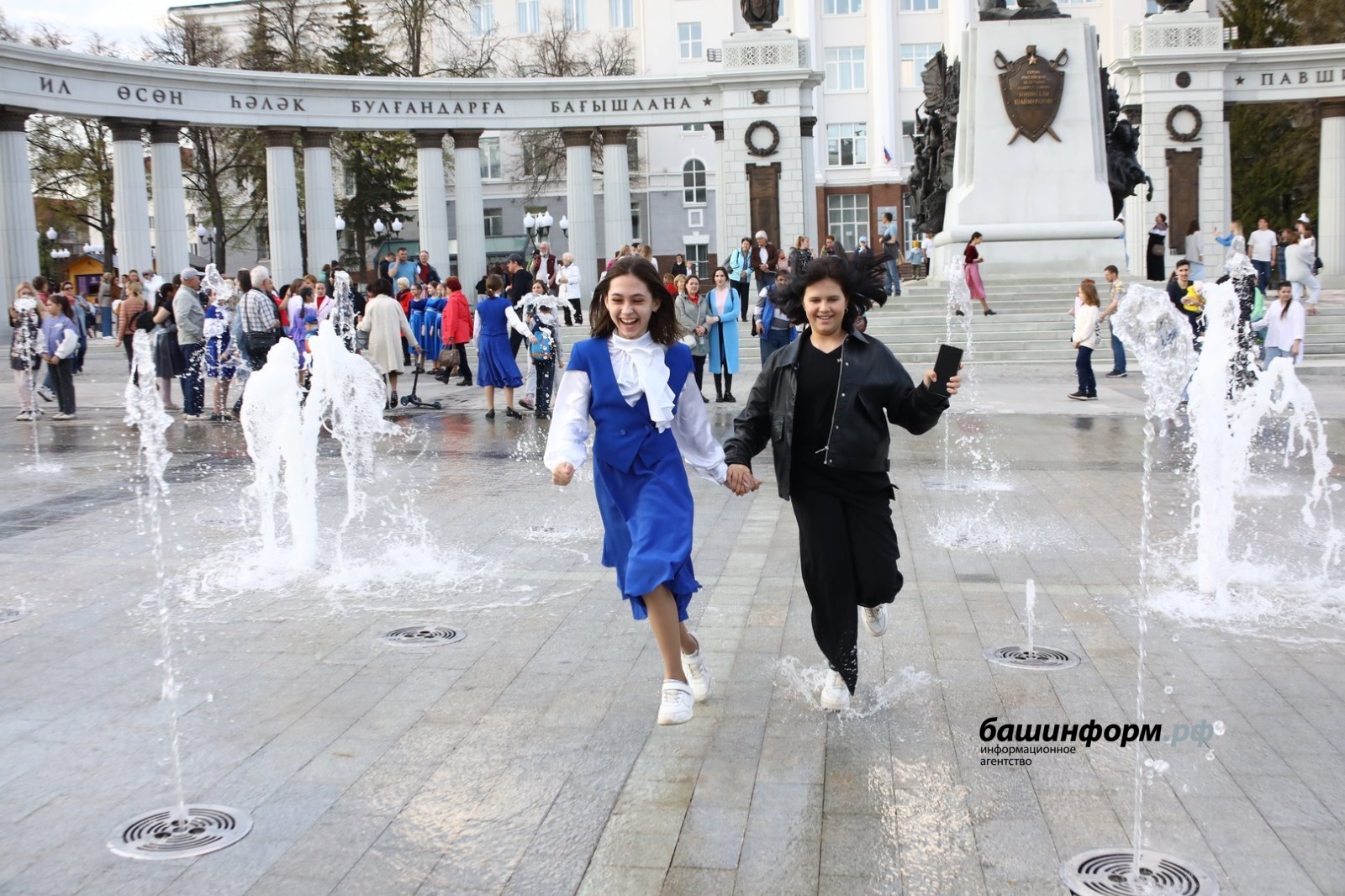 фонтан 7 девушек в уфе фото