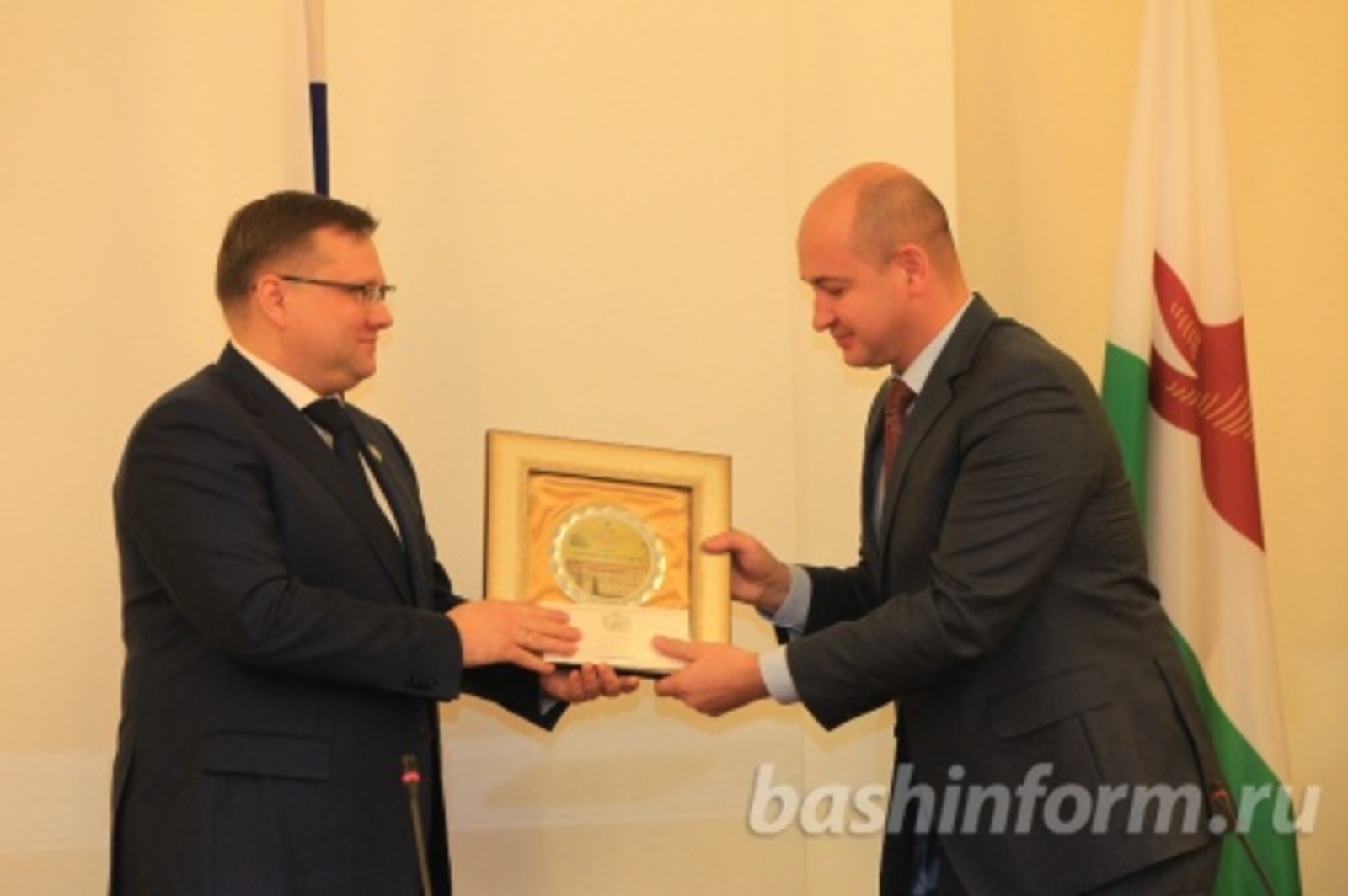 Олег Яровиков