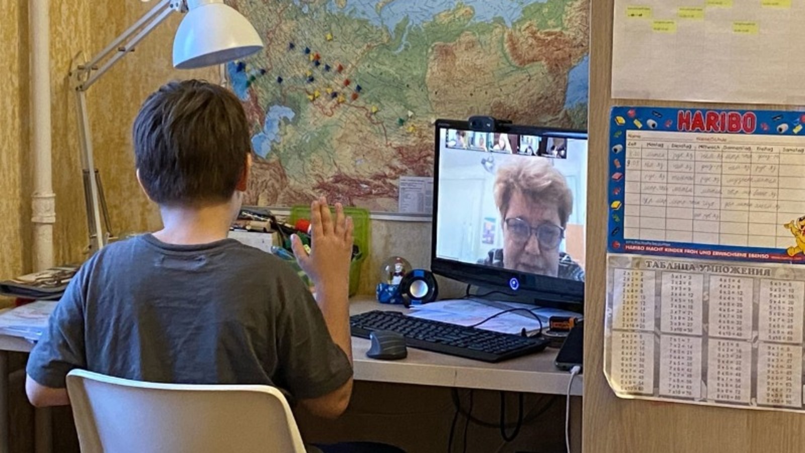 Вузы удаленка. Обучение в университете. Закрыть учебное заведение. Какие школы перевели на дистанционное. Какие школы перевели на дистанционное.