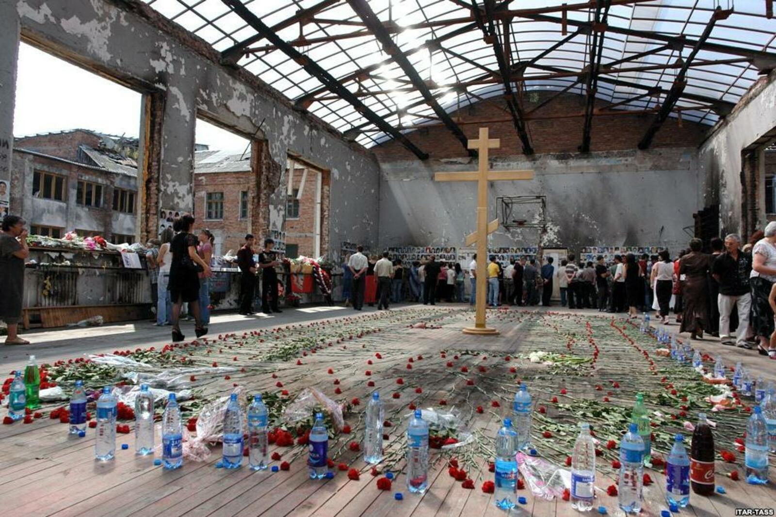 Беслан Теракт В Школе Картинки